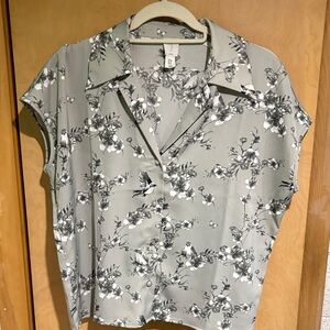 Joie Gray Floral Button Down Shirt